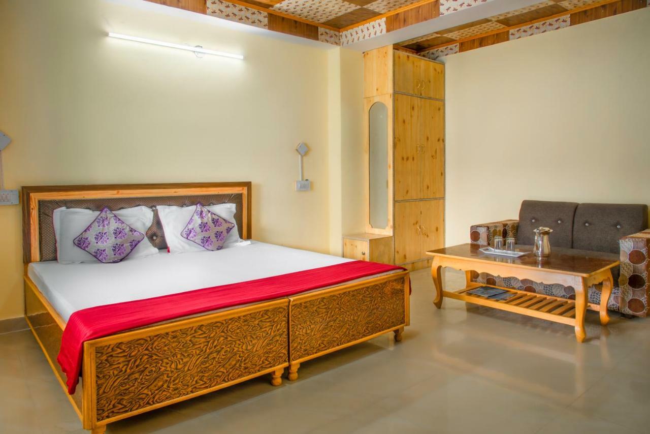 The Monk Hotel By Livingstone Kalpa Exteriér fotografie